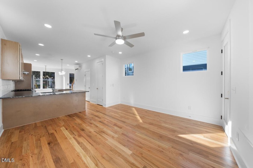 A fresh take on low-maintenance living in one of Durham's most - photo 12