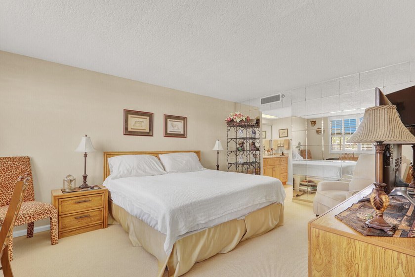 Experience Jupiter's ultimate coastal lifestyle in this - photo 16