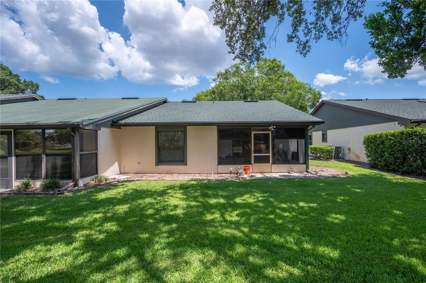Welcome to this beautifully updated 2-bedroom, 2-bath villa - photo 22