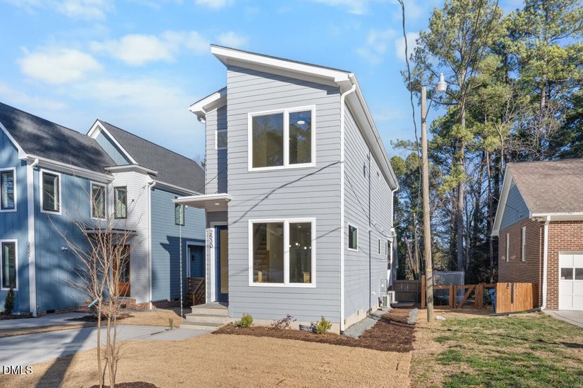 A fresh take on low-maintenance living in one of Durham's most - photo 26