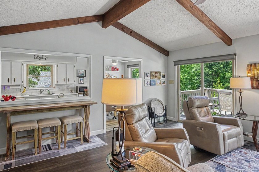 Welcome to this beautiful 4 bedroom 3 bath lakefront home just - photo 10