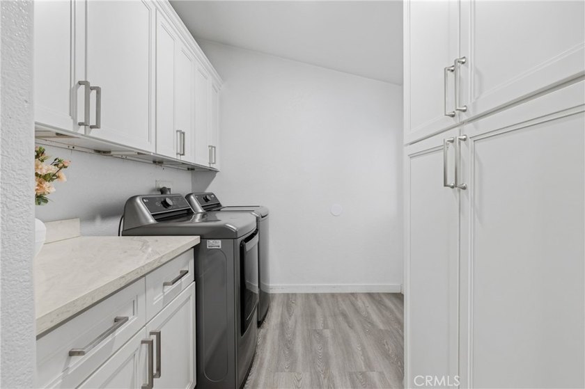 Not Your Typical Home - Fully Remodeled Beauty! Step into this - photo 11