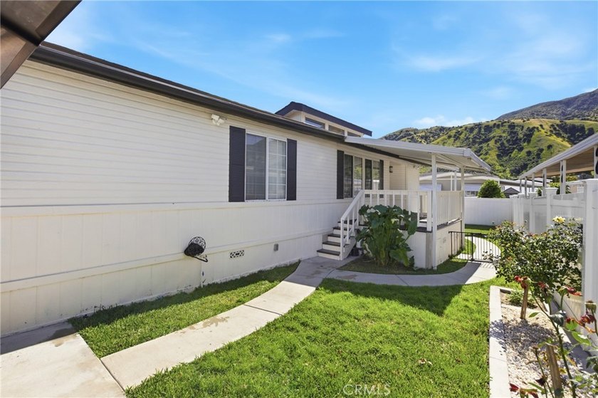 Not Your Typical Home - Fully Remodeled Beauty! Step into this - photo 20
