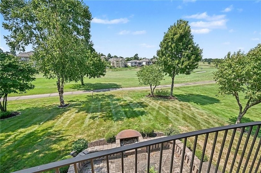 Welcome home! Step thru the impressive entry, soaring ceilings - photo 8