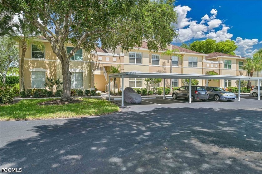 **Parker Lakes Beauty - Furnished &amp; Move-In Ready!** Welcome to - photo 3