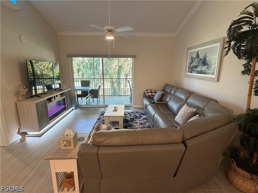Welcome to Casa Di Fiori, a gated Cape Coral community offering - photo 8