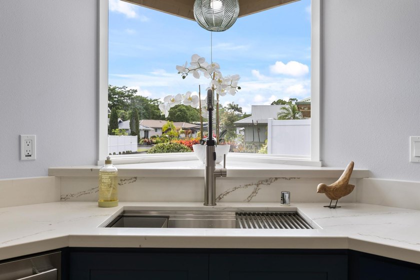 New construction with sophisticated modern finishes and a soft - photo 8