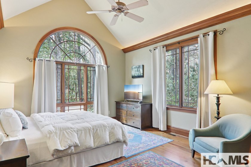 Discover a remarkable residence that embodies timeless mountain - photo 28
