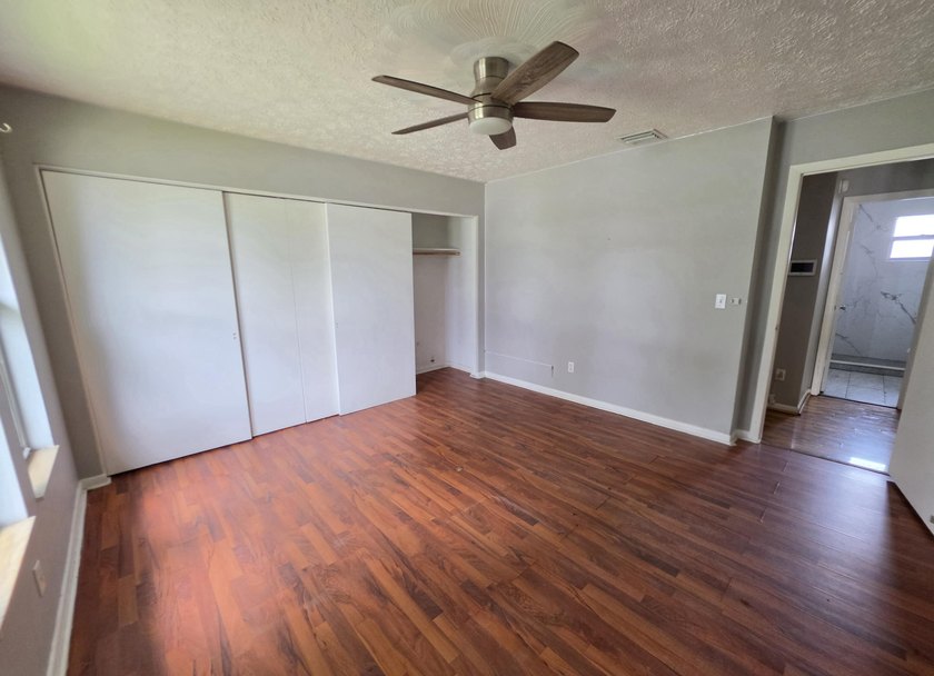 Discover this 3-bedroom, 2-bathroom home features an attached - photo 12