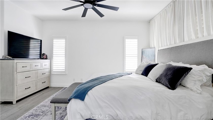 Modern Elegance Meets Resort Living in Ladera Ranch. Welcome to - photo 23