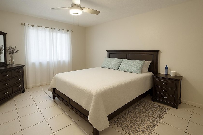 Spacious 2-Bedroom, 2-Bathroom Corner Unit in Forest Hill Villas - photo 6
