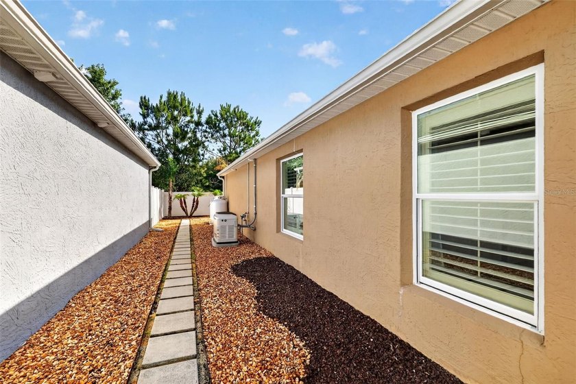 Welcome to this METICULOUSLY-MAINTAINED, BLOCK and STUCCO - photo 32