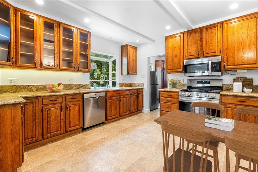 4040 East Blvd - photo 9