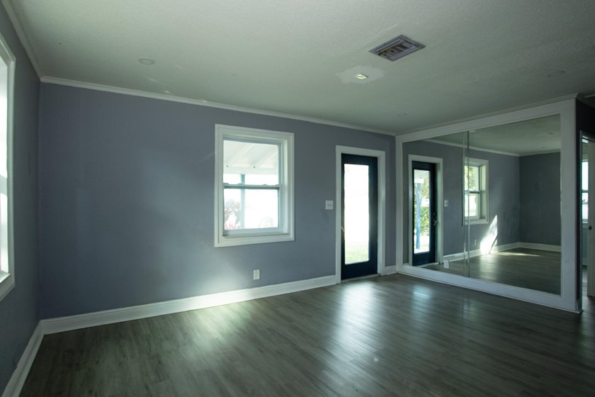 Home is move-in ready! This spacious 4-bedroom, 2-bath - photo 5