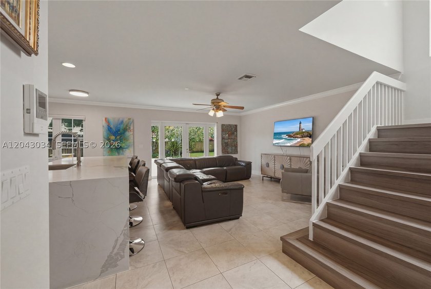A RARE OPPORTUNITY to own a truly TURNKEY 4 BED + OFFICE, 2.5 - photo 23