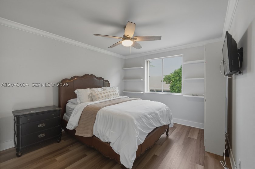 A RARE OPPORTUNITY to own a truly TURNKEY 4 BED + OFFICE, 2.5 - photo 29