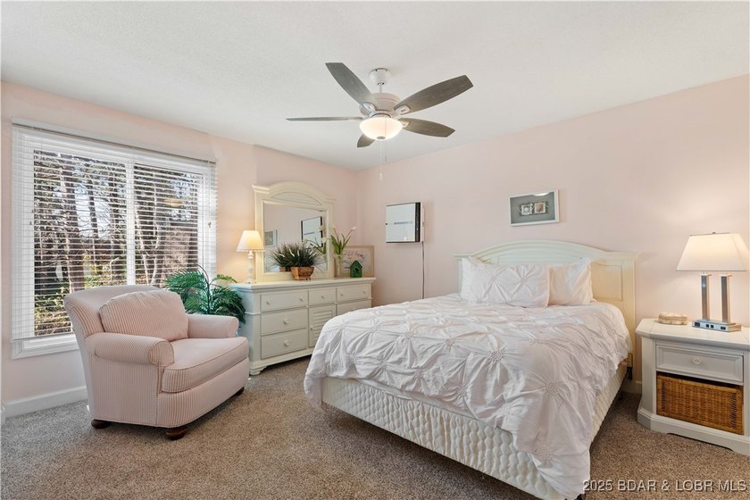 Exceptional lakefront investment opportunity in the heart of - photo 16