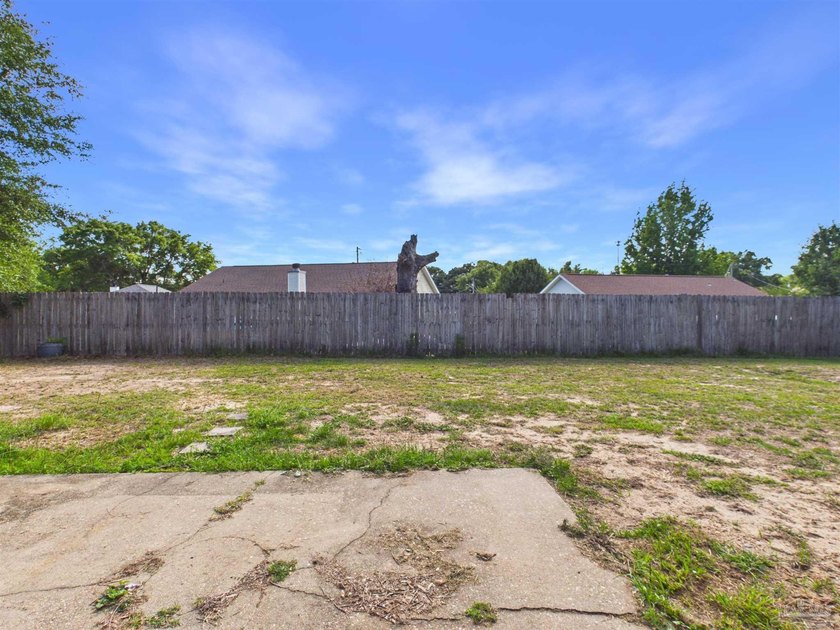 Welcome to 6073 Strickland Place, tucked away on a quiet - photo 25