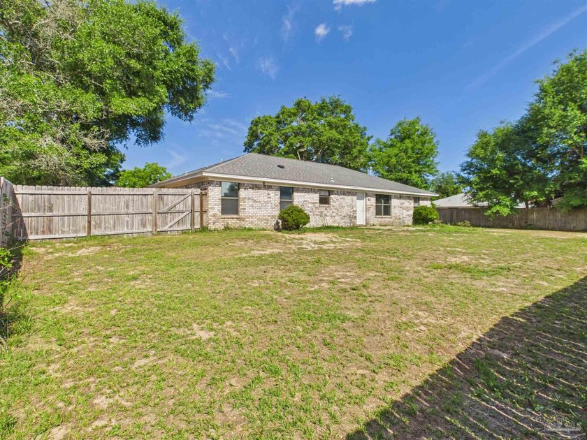 Welcome to 6073 Strickland Place, tucked away on a quiet - photo 38