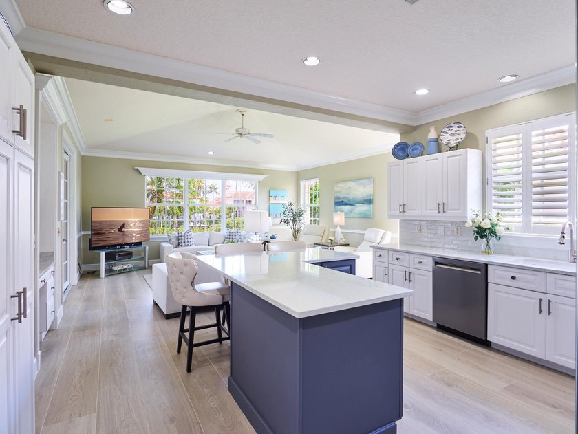 Welcome to 3398 Southern Cay Drive in the sought-after community - photo 11