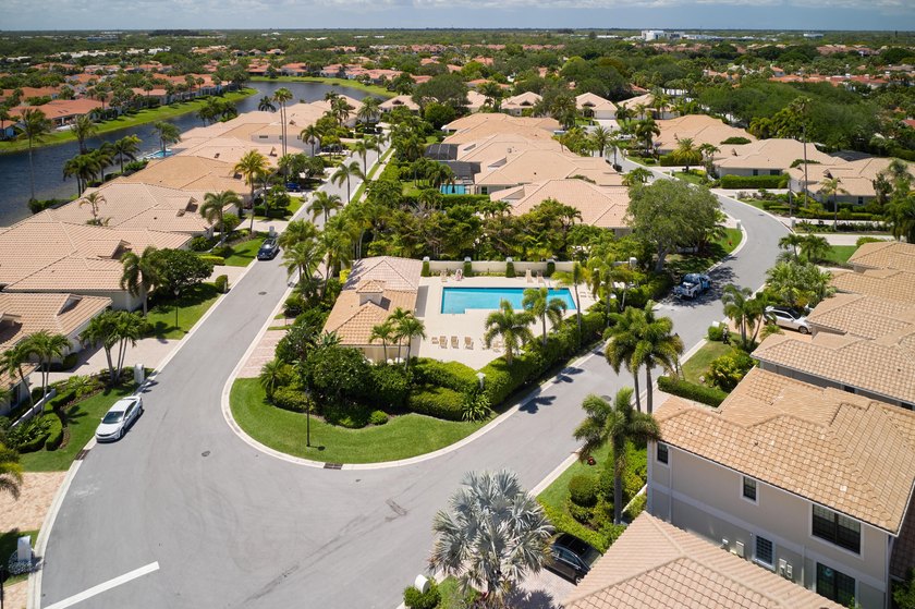 Welcome to 3398 Southern Cay Drive in the sought-after community - photo 52