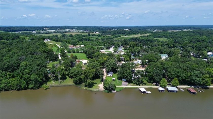 MOTIVATED SELLER-BRING YOUR OFFER! Why pay lakefront prices when - photo 7