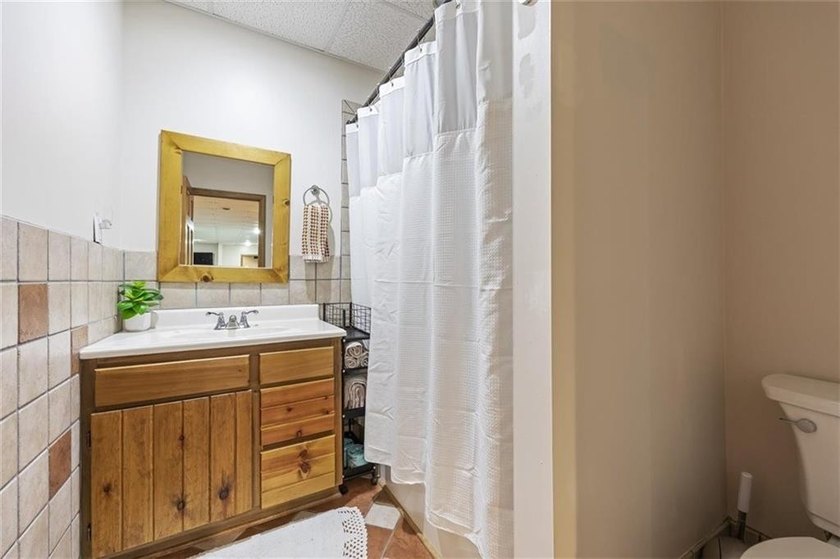 Welcome to your dream home in De Soto, Kansas! Nestled on 2.25 - photo 33