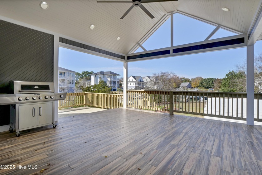 6 BEDS, 4 BATHS, 3008 sqft! This home lives far larger than - photo 53
