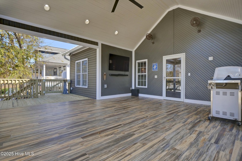6 BEDS, 4 BATHS, 3008 sqft! This home lives far larger than - photo 55