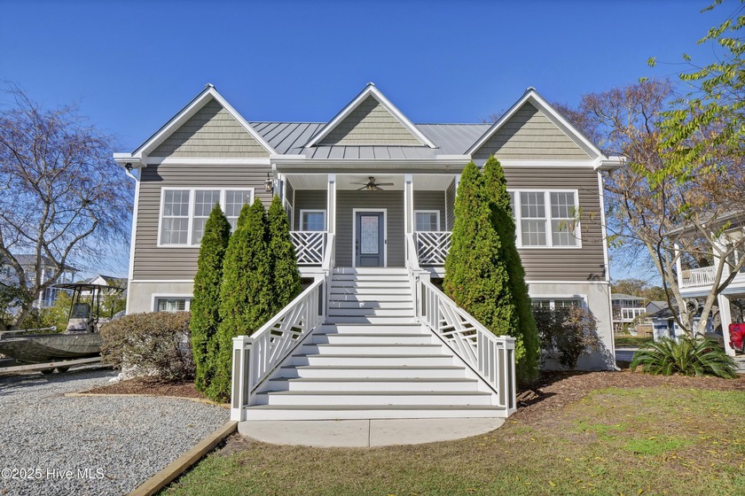 6 BEDS, 4 BATHS, 3008 sqft! This home lives far larger than - photo 57