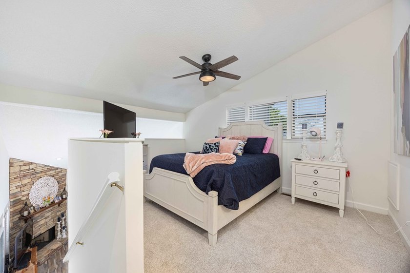 Welcome to lake life at its finest! This beautifully updated - photo 20