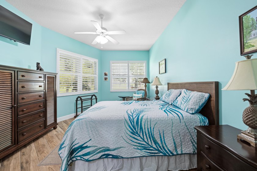 Luxury living in the prestigious Monarch Country Club with this - photo 31