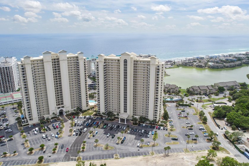 This stunning condo in Ariel Dunes II, is nestled within the - photo 36