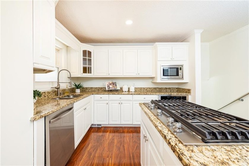 Welcome to this East Cobb gem in the highly sought-after Colony - photo 13