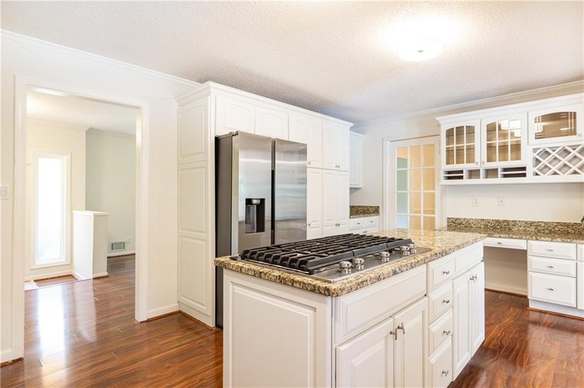 Welcome to this East Cobb gem in the highly sought-after Colony - photo 17