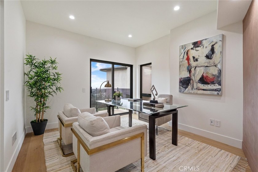 Three levels above the city with picturesque views from every - photo 19