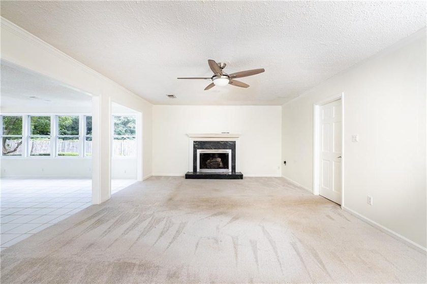 Welcome to this East Cobb gem in the highly sought-after Colony - photo 27