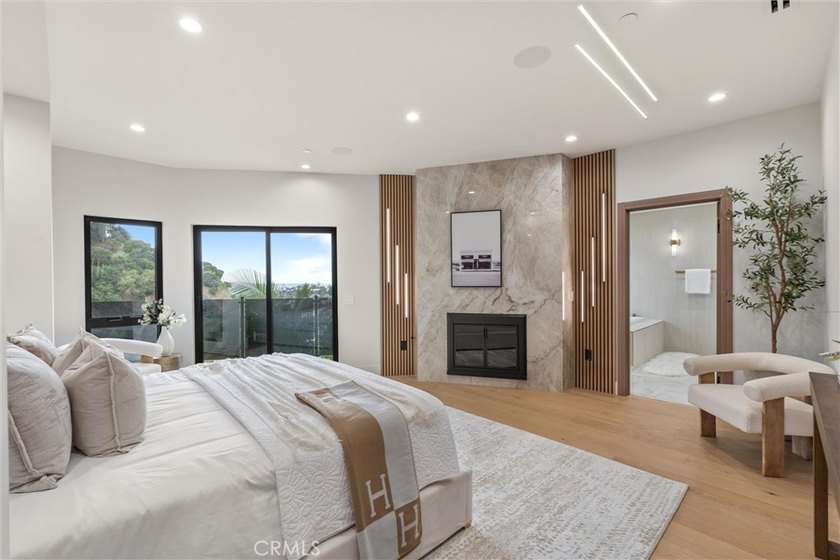 Three levels above the city with picturesque views from every - photo 37