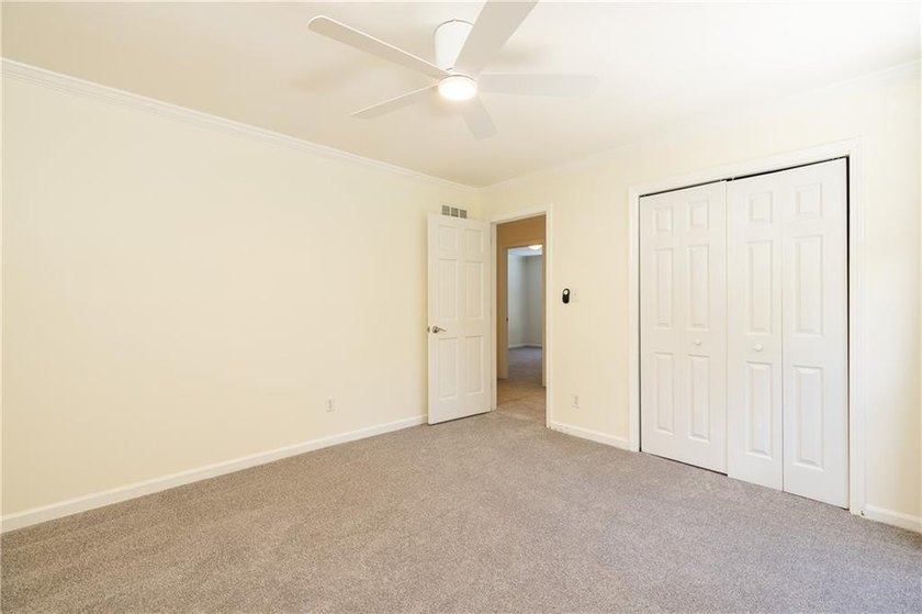 Welcome to this East Cobb gem in the highly sought-after Colony - photo 41