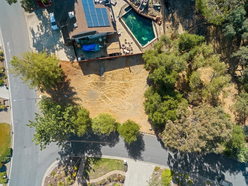 Rare opportunity to build your custom dream home on a spacious 9 - photo 6