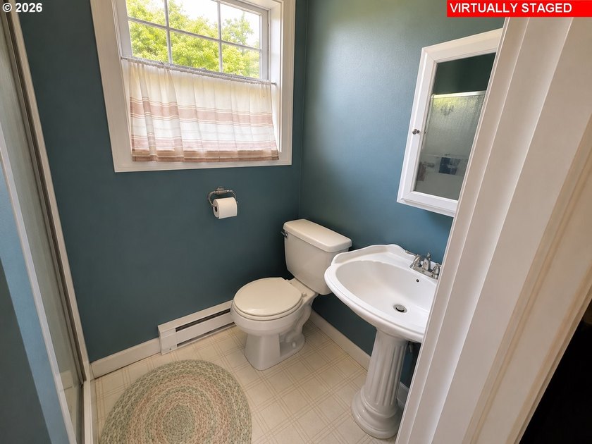 Solid home with character and charm on the east side of town - photo 10