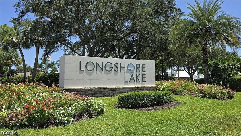 Lovingly maintained and nicely freshened up. This 3/2 Longshore - photo 3