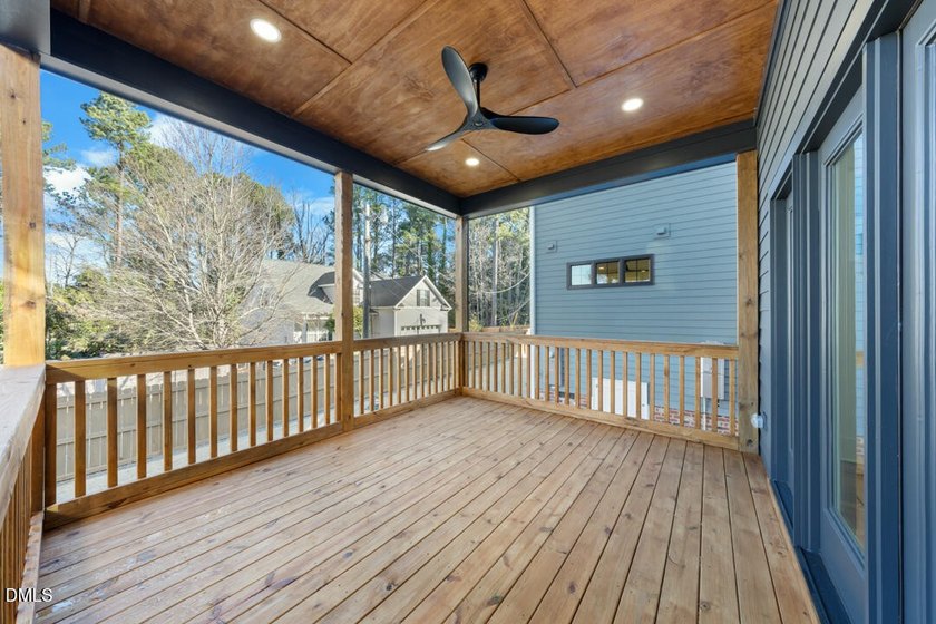 Now offering a 3-2-1 buydown w/ builder's preferred lender! It's - photo 25