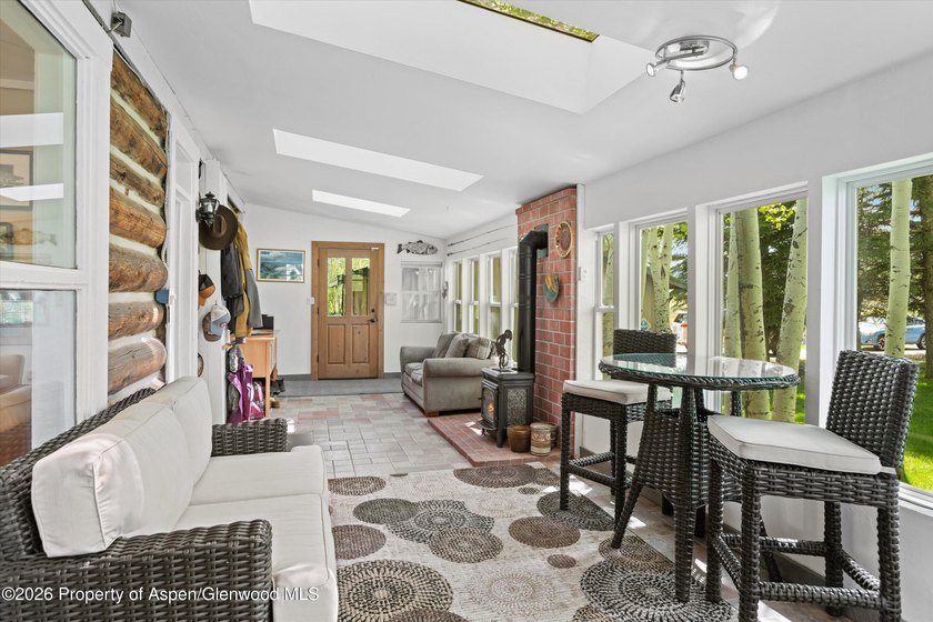 Set in the heart of the Roaring Fork Valley, this extraordinary - photo 18