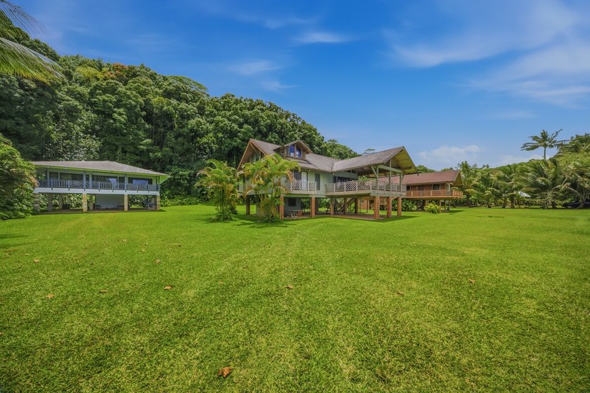 4343 Anini Road presents an exceptionally rare opportunity to - photo 3
