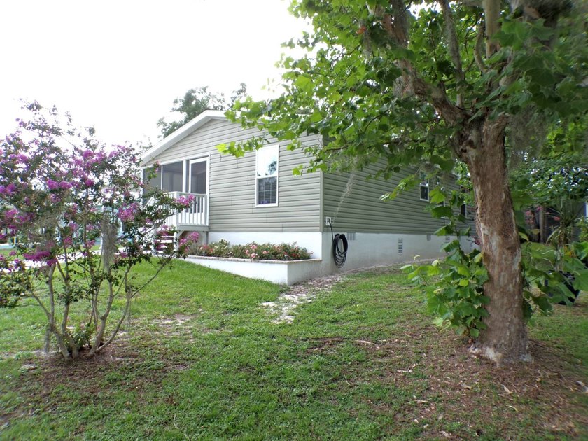 Welcome to your dream retirement home in the highly sought-after - photo 4
