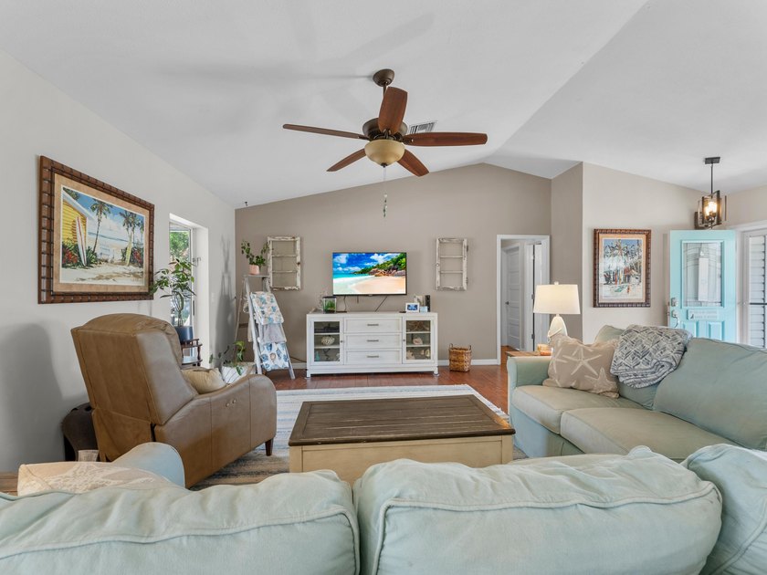 Only 40 homes in this community with low HOA! 2020 Roof + A/C - photo 5