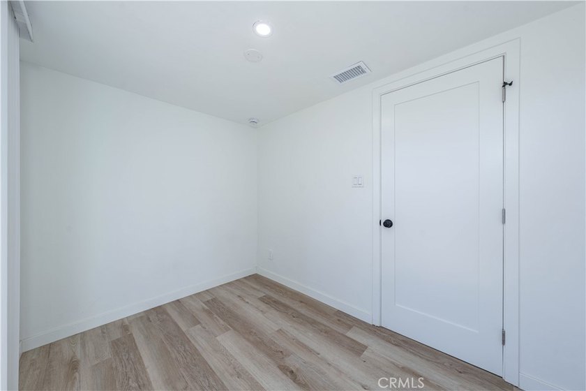 TWO DETACHED RIVERVIEW WEST HOMES ON A 16,010 Sq Ft R1 CORNER - photo 18