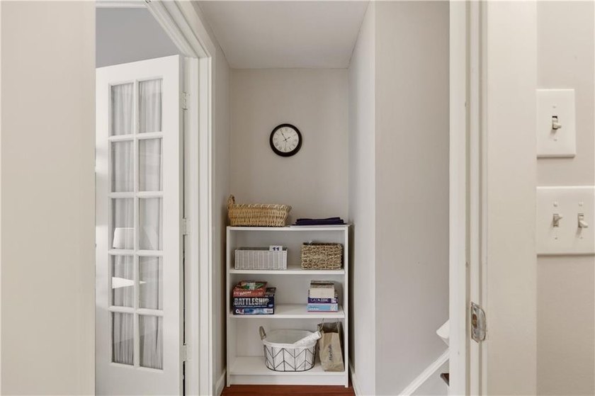 A rare opportunity to own a residence in Hamilton Harbour's - photo 24