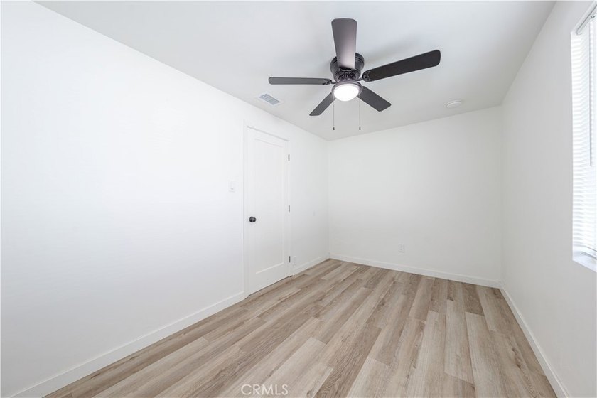 TWO DETACHED RIVERVIEW WEST HOMES ON A 16,010 Sq Ft R1 CORNER - photo 26